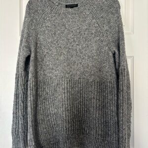 Banana Republic Italian yarn Sweater
